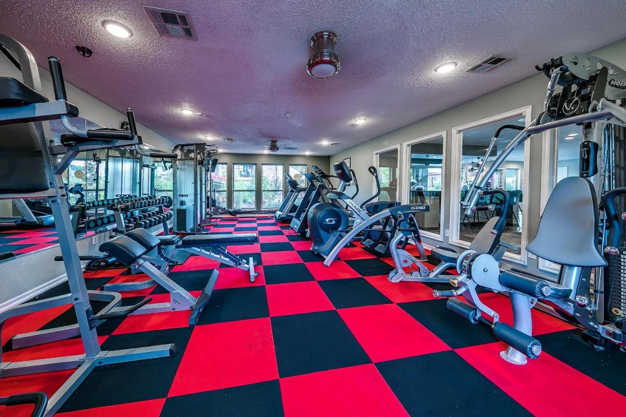 Ou Sooner, Pool & Gym, Bbq, Netflix, 100Mb Internet, Lg Washer & Dryer, Close To Ou! Norman Kültér fotó